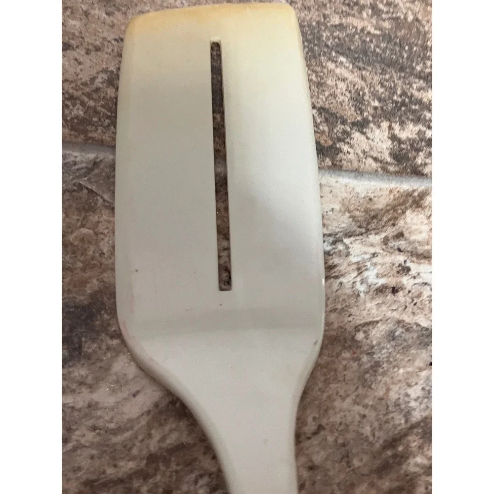 Vintage White Nylon Slotted Spatula Turner 11.5 Inch Retro Kitchen Utensil
